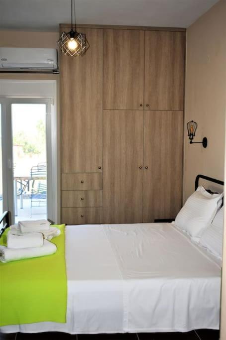Smailis Apartment 2 Лигурион Экстерьер фото