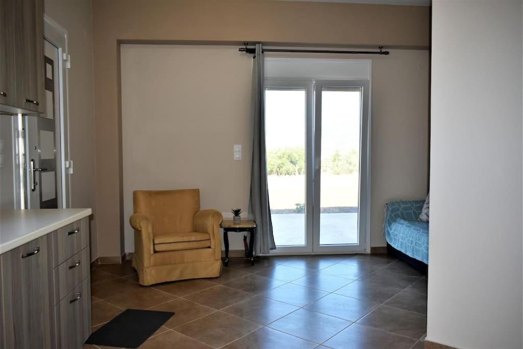 Smailis Apartment 2 Лигурион Экстерьер фото